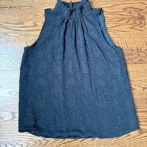 Ann Taylor LOFT Sleeveless Mock Neck Blouse  top shell Black lace Flower Medium